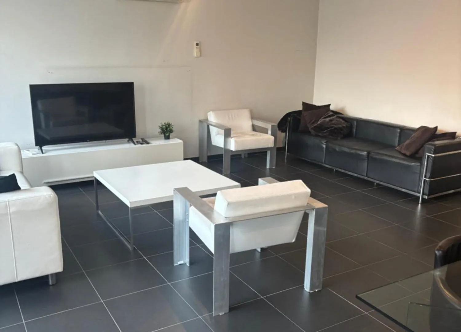 Charming Central Apartments With Balcony Views Bruselas