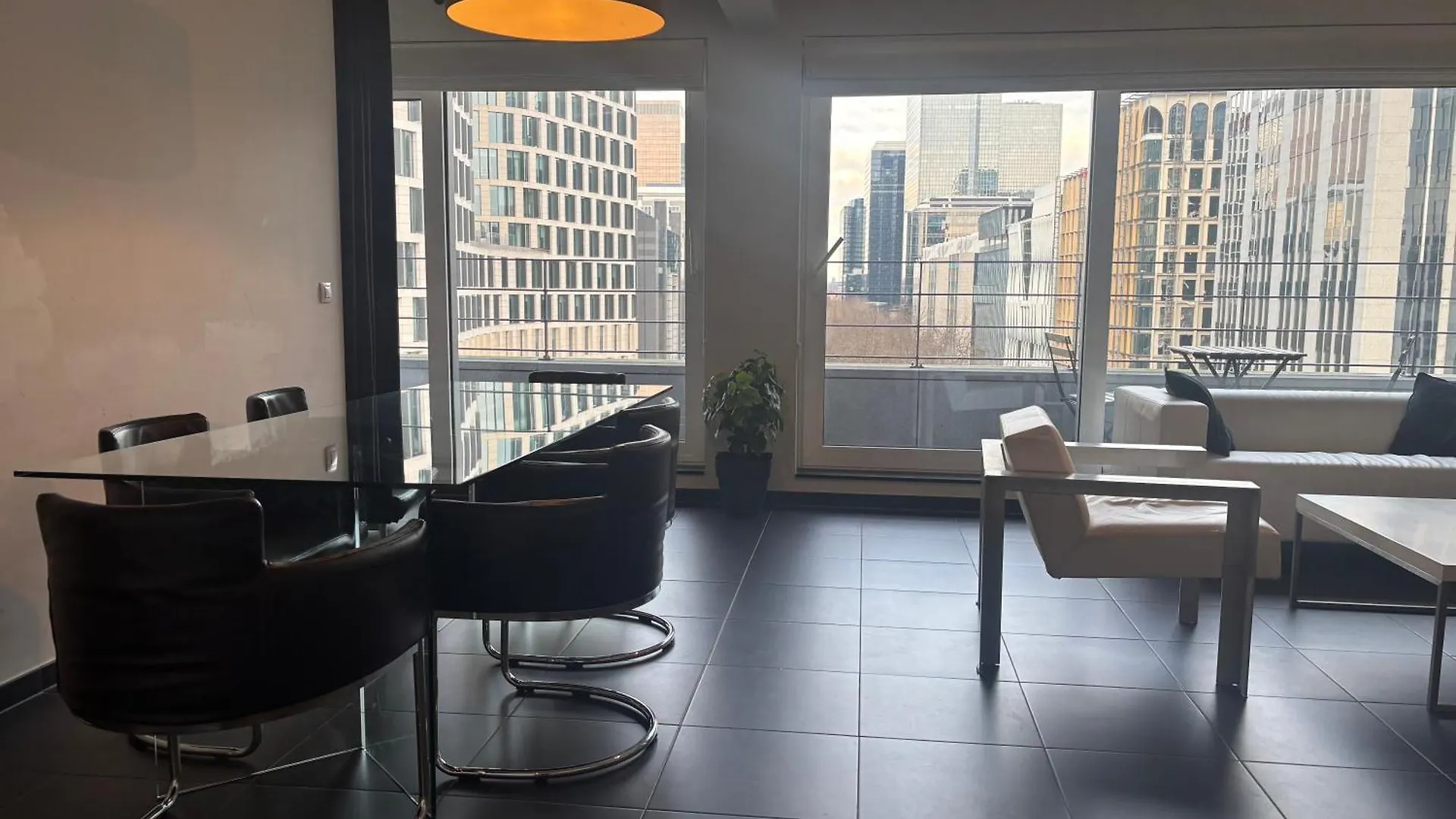 Charming Central Apartments With Balcony Views Bruselas Bélgica